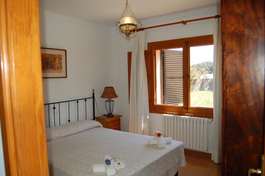 Private Villas Puerto Pollensa For Family Groups, Private Mountain Ideal For Runners, Trailers, Hikers, It Is Approximately 3 Minute Walk From The Beach Ruang foto